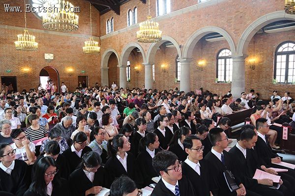 华东神学院举行2016届毕业感恩礼拜暨毕业典礼 华东神学院举行2016届毕业感恩礼拜暨毕业典礼