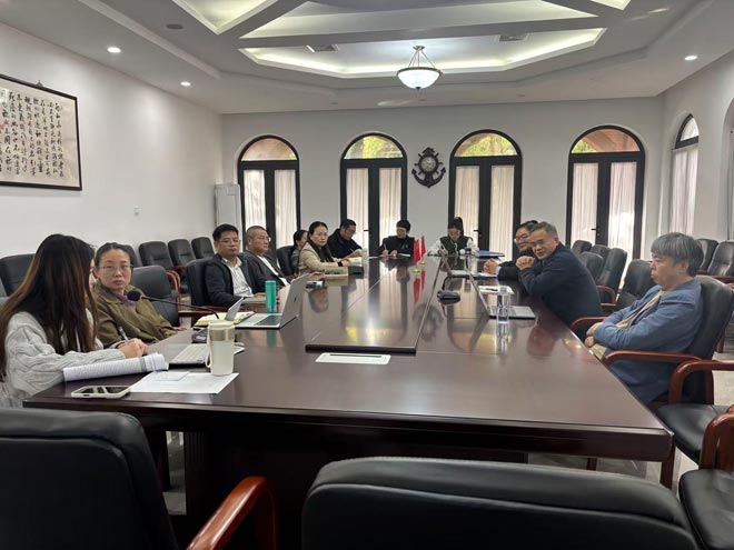 ������ѧԺ����10�½�ѧ���ֻ